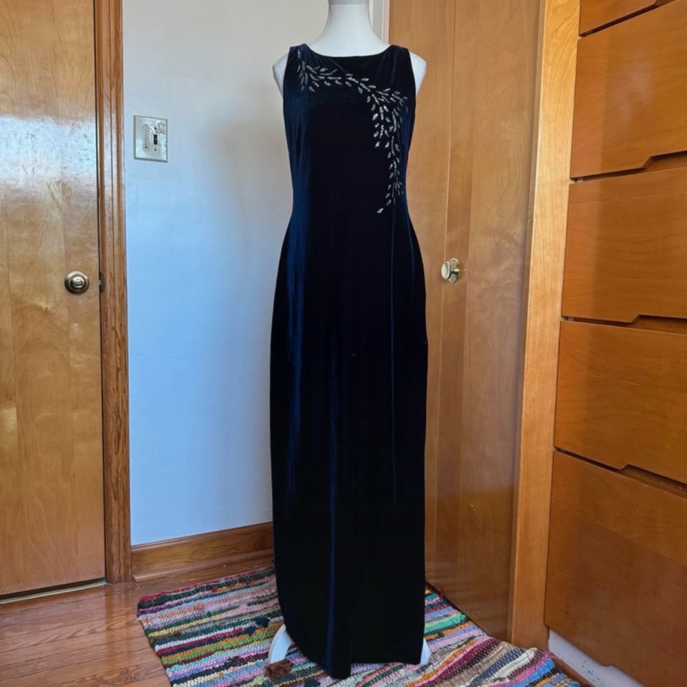 Vintage deep navy velvet gown